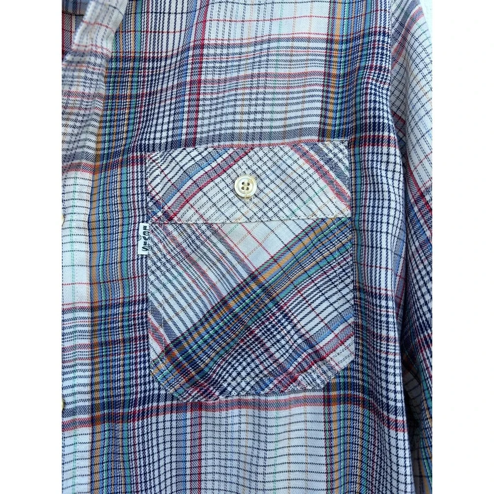 Vintage Levi's Button Down Men's Shirt, Button Pockets, Tapered Fit Sz‎ M